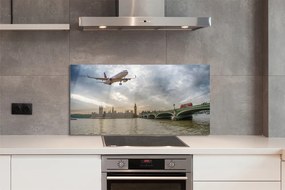 Szklany Panel Samolot w Białych Chmurach