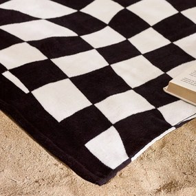 Czarno-biały bawełniany ręcznik plażowy 76x160 cm Checkerboard – Catherine Lansfield