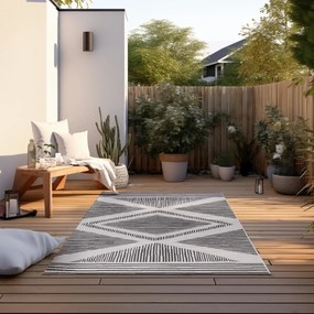 Dywan dwustronny zewnętrzny Gemini romby czarno-kremowy 160 cm x 230 cm