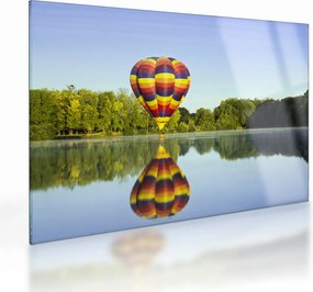 Obraz na szkle - balon na ogrzane powietrze nad jeziorem (70x50 cm)