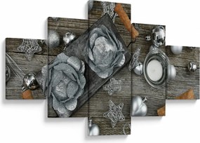 Obraz - srebrne ozdoby świąteczne (125x70 cm)