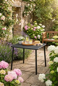 Czarny kwadratowy stół ogrodowy z metalu C8-L84