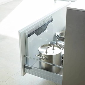 Metalowy organizer na maty stołowe bez wiercenia Tower – YAMAZAKI