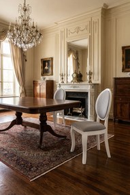 Białe ludwikowskie krzesło medalion Z9-N90