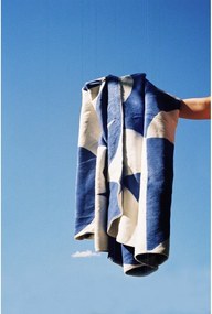 Niebiesko-kremowy koc 150x200 cm Tul – noo.ma