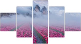 Obraz - Krajobraz z polami tulipanów (125x70 cm)