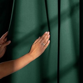 Ciemnozielona zaciemniająca zasłona termiczna 140x245 cm Pleat – Restilo