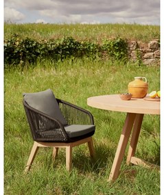 Czarny drewniany fotel ogrodowy Portalo – Kave Home