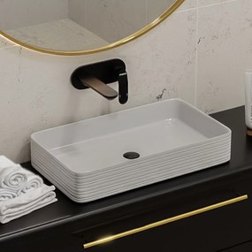 Umywalka ceramiczna nablatowa prostokątna ryflowana biała 67 x 38 cm LAMI