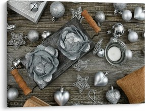 Obraz - srebrne ozdoby świąteczne (70x50 cm)