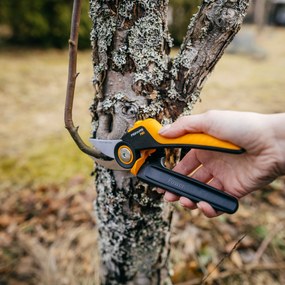 Sekator nożycowy X-series™ M P921 FISKARS