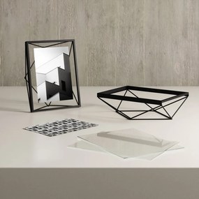 Czarna metalowa ramka stojąca/ścienna 23x18 cm Prisma – Umbra