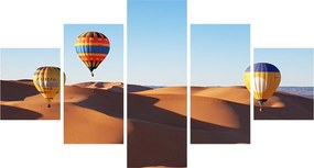 Obraz - latające balony na pustyni (125x70 cm)