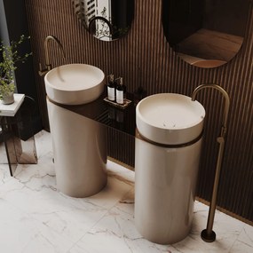 Dwie umywalki z konglomeratu wolnostojące okrągłe 85 x 40 cm RONA bez przelewu połączone półką szklaną | Różne kolory półki : Kolor szklanej półki - Grafitowy, Kolor umywalki RONA - Beż połysk, Podłączenie syfonu - Do podłogi