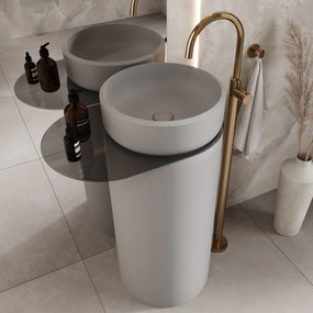 Massi Umywalka z konglomeratu wolnostojąca biała z półką szklaną 85 x 40 cm RONA bez przelewu | Różne kolory półki : Kolor szkła - Grafitowy, Kolor umywalki RONA - Szary połysk, Podłączenie syfonu - Do podłogi, Półka - Szklana