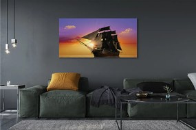 Obraz drukowany na płótnie Statek na Tle Kolorowego Nieba