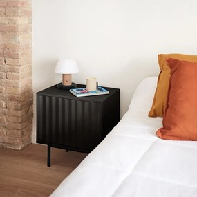 Czarna szafka nocna z matowym wykończeniem Sierra – Teulat
