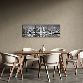 Obraz - Nowy Jork i fioletowy wieżowiec (z zegarem) (90x30 cm)