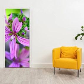 Fototapeta na drzwi - Szczegółowy obraz kwiatu (95x205cm)