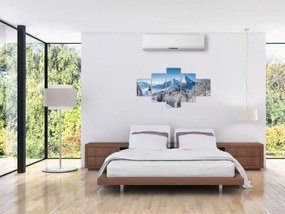 Obraz - Rzut oka na zimowy krajobraz (125x70 cm)