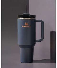 Ciemnoniebieski termos ze słomką 1,18 l Quencher H2.O FlowState – Stanley