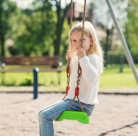 Huśtawka ogrodowa dla dzieci plastikowa ZOYA zielona