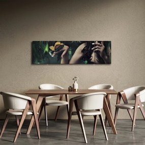 Obraz pełnej wdzięku kobiety z motylem (170x50 cm)