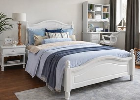 Białe łóżko sypialniane 200x120 cm Noel. Wysoki zagłówek delikatnie zdobiony. Łóżko w stylu angielskim. Białe meble do sypialni Victoria.