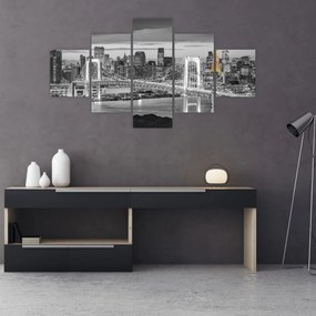 Obraz - Duże miasto z żółtą wieżą (125x70 cm)