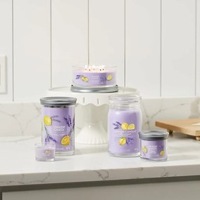 Yankee Candle świeczka zapachowa Signature w szkle średnia Lemon Lavender, 368 g, M