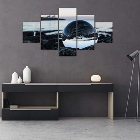 Obraz szklanej kuli na skale (125x70 cm)