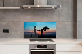Panel szklany do Kuchni Sylwetki Ludzi o Zachodzie Słońca