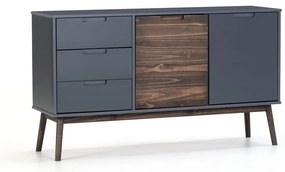 Antracytowa/ciemnobrązowa niska komoda z litego drewna sosnowego 140x80 cm Nussa – Marckeric