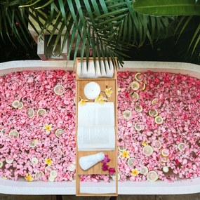 HOMCOM Półka na Wannę Bambusowa Rozsuwana Nakładka na Wannę Naturalny Kolor 70-105x21 8x5cm | Aosom PL