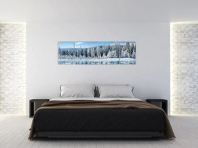 Obraz zamarzniętego jeziora i pokrytych śniegiem drzew (170x50 cm)