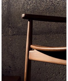 Brązowe krzesło z litego drewna dębowego Fondes – Kave Home