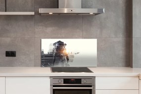 Szkło do Kuchni na Ścianę Postać na tle Panoramy Miasta