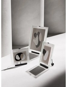 Czarna szklana ramka stojąca 19x23 cm Flute – Umbra