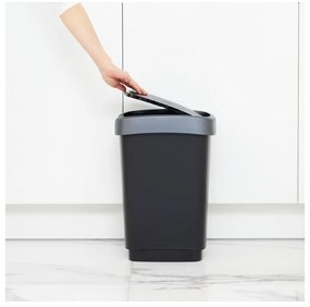Srebrno-czarny kosz na śmieci z plastiku z recyklingu 10 l Twist – Rotho