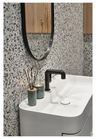 Zapachowa świeca czas palenia 30 h Iris Coconut Mango – Villa Collection