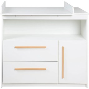 Biała niska komoda dziecięca 107x98 cm Lilo – Roba