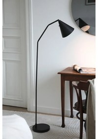 Czarna lampa stojąca LED ze ściemniaczem z metalowym kloszem (wysokość 144 cm) Funil – Markslöjd
