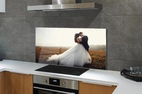 Panel szklany do Kuchni Para Młoda pod Błękitnym Niebem