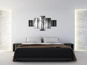 Obraz - Wilk w ciemnym lesie (125x70 cm)