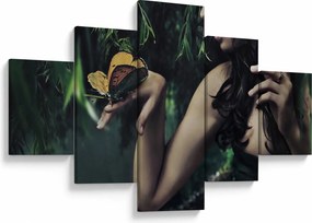 Obraz pełnej wdzięku kobiety z motylem (125x70 cm)
