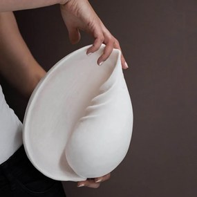 Figurka z żywicy polimerowej (wysokość 30,5 cm) Conch – Mette Ditmer Denmark
