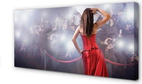 Zdjęcie na płótnie Kobieta w Czerwonej Sukni