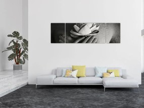 Obraz - Lotos w rękach Buddy (170x50 cm)