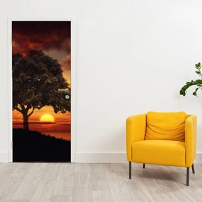 Fototapeta na drzwi - Drzewo z zachodem słońca (95x205cm)