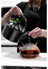 Czarny czajnik z gwizdkiem Vialli Design Diamante, 1,5 l